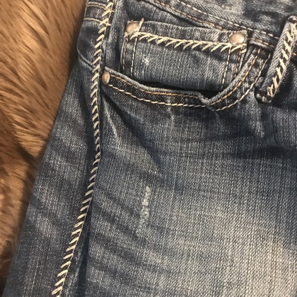 Size 8 Stella bootcut, regular fit, low rise - Picture 3 of 4